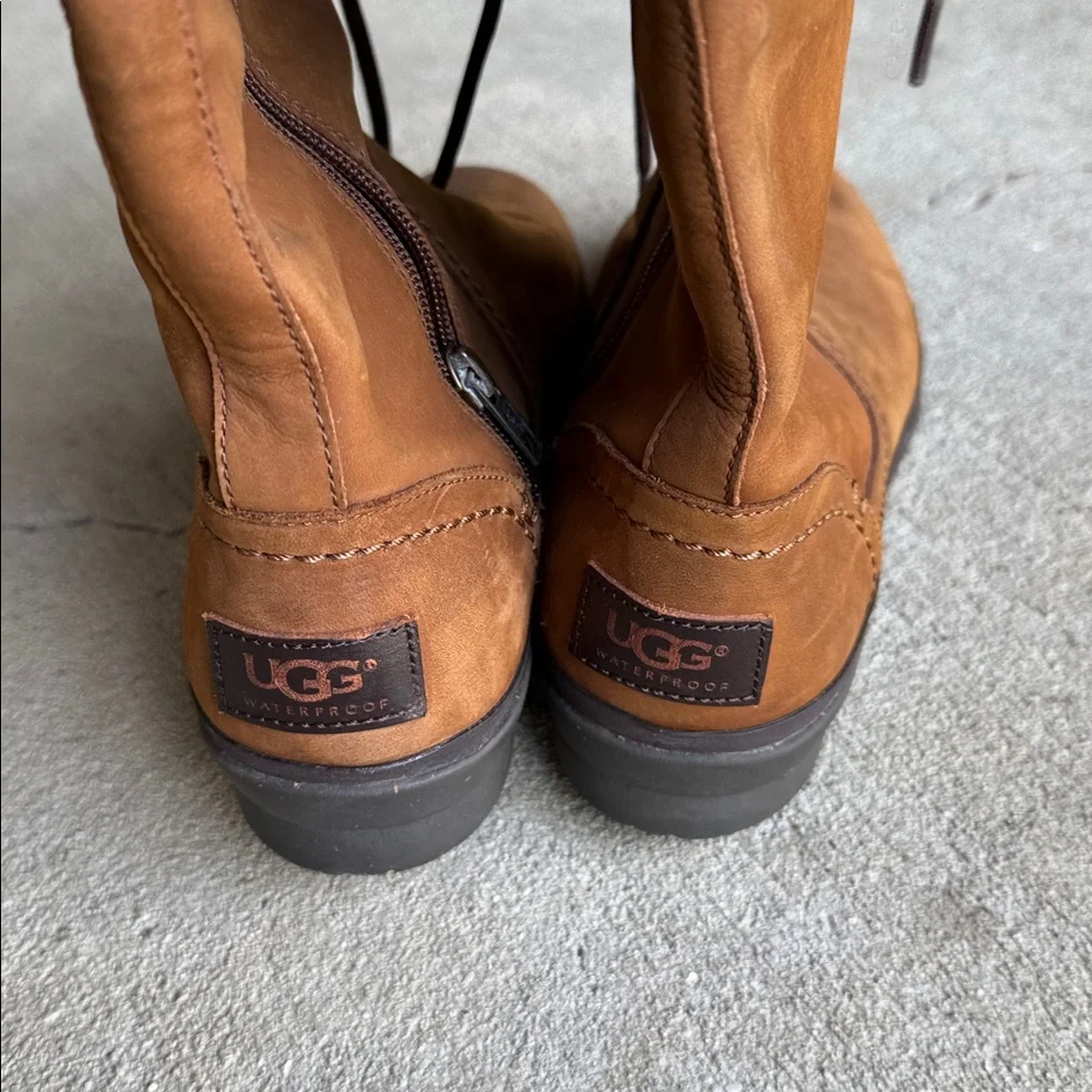 Ugg womens 8 brown chestnut Elsa Sherpa lined waterproof boots EUC